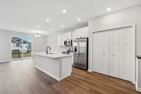 8608 London Cir NE #D, Blaine, MN 55449