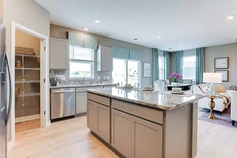 242 Snowdrop Trl, Waconia, MN 55387