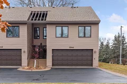 1644 Cope Ave E, Maplewood, MN 55109 photo 2