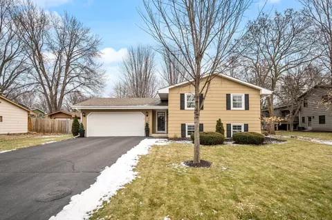 4058 Ensign Ave N, New Hope, MN 55427
