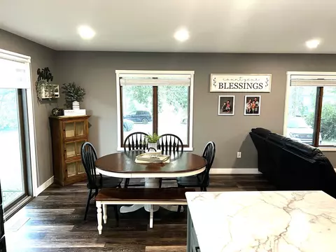 225 4th St NE, Plainview, MN 55964 photo 16