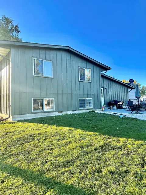 225 4th St NE, Plainview, MN 55964 photo 39