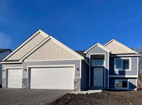 9984 32nd St NE, Saint Michael, MN 55376