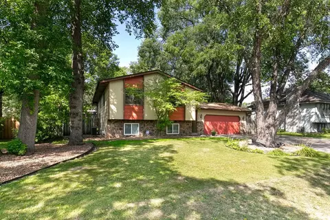 7709 Chowen Ave N, Brooklyn Park, MN 55443