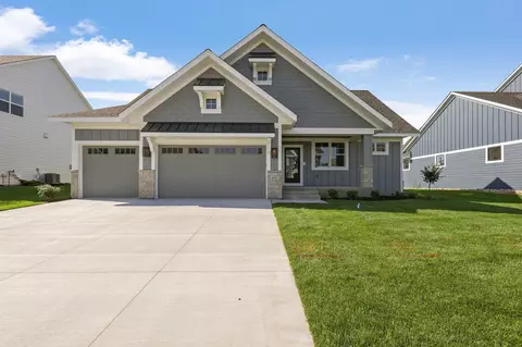 4991 Sunflower Pl, Woodbury, MN 55129