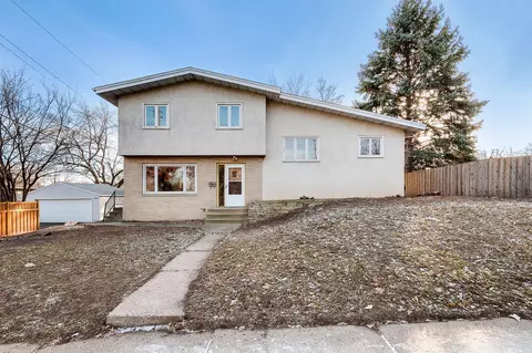 1315 W 59th St, Minneapolis, MN 55419