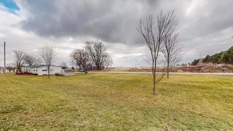 207 E Prairie Ave, Canton, MN 55922 photo 27
