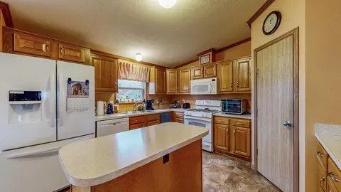 207 E Prairie Ave, Canton, MN 55922 photo 7
