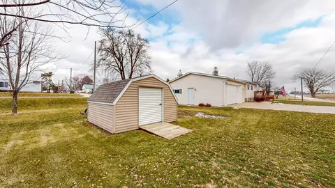 207 E Prairie Ave, Canton, MN 55922 photo 30