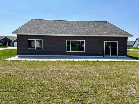908 NW 7th Ave, Perham, MN 56573 photo 5