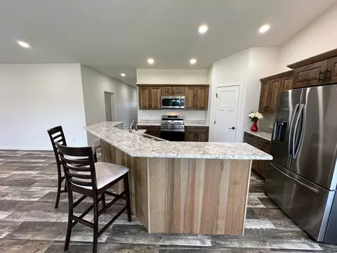 908 NW 7th Ave, Perham, MN 56573 photo 11