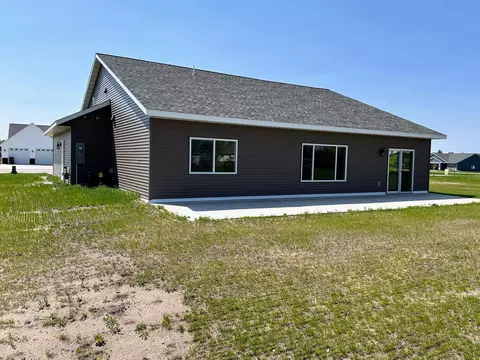 908 NW 7th Ave, Perham, MN 56573 photo 6