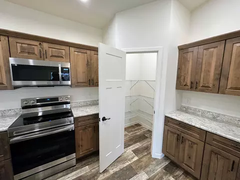 908 NW 7th Ave, Perham, MN 56573 photo 7