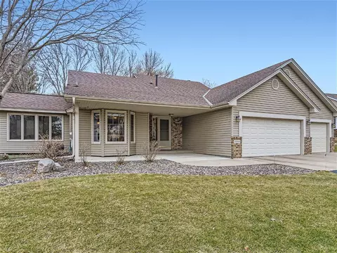10044 Highview Ct, Champlin, MN 55316 photo 3