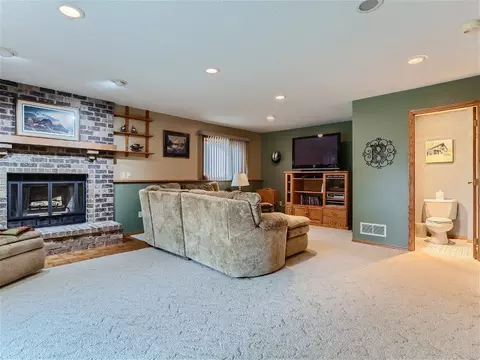 10044 Highview Ct, Champlin, MN 55316 photo 19
