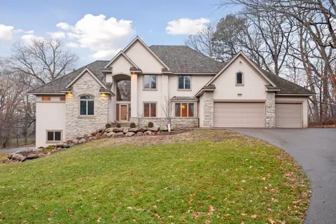 2201 Meeting St, Wayzata, MN 55391