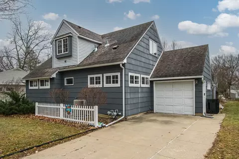 1432 Durand Ct SE, Rochester, MN 55904