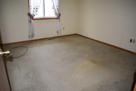 9437 Polaris Ln N, Maple Grove, MN 55369 photo 12
