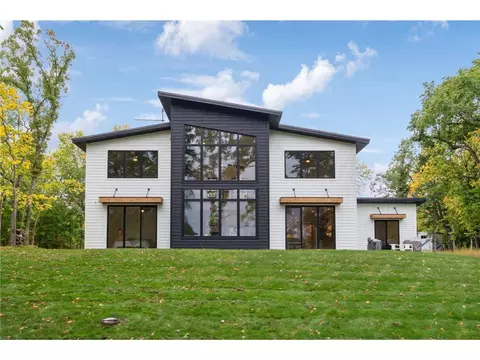 10419 Nevens Ave NW, South Haven, MN 55382