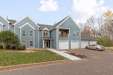 1381 Berry Ridge Rd #504, Eagan, MN 55123