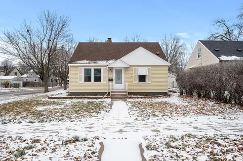 1719 Rose Ave E, Saint Paul, MN 55106