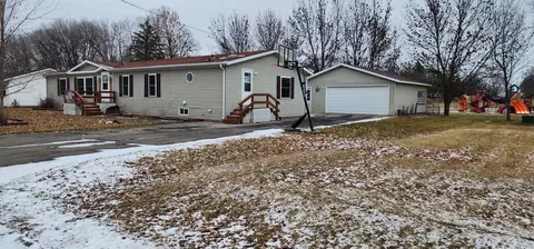 489 7th St, Audubon, MN 56511