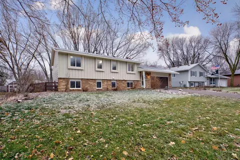 10653 102nd Pl N, Maple Grove, MN 55369