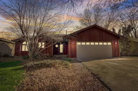 6268 Magnolia Ln N, Maple Grove, MN 55369