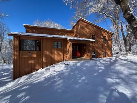 1240 Kolff Ct, Newport, MN 55055