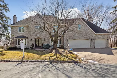 766 Evergreen Knls, Mendota Heights, MN 55118