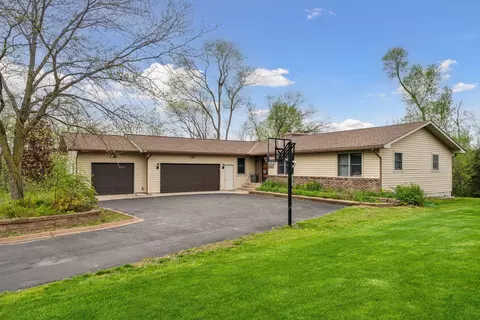 710 Cannon Ct, Cannon Falls, MN 55009