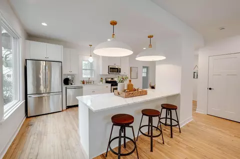 800 Como Ave, Saint Paul, MN 55103