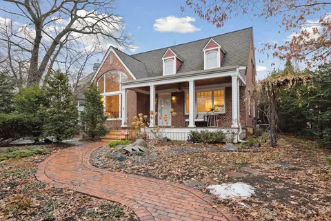 2727 Burnham Blvd, Minneapolis, MN 55416