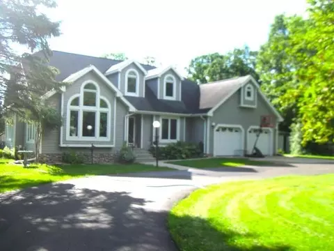 58918 355th St, Warroad, MN 56763