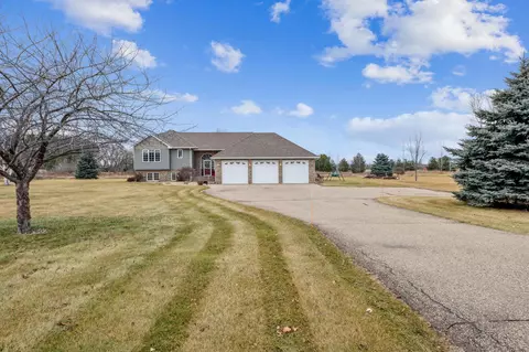 980 172nd St, Hammond, WI 54015