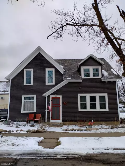330 S Eliot Ave, Rush City, MN 55069
