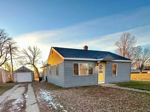 231 2nd St E, Balaton, MN 56115