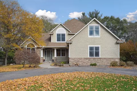 2221 144th Ln NE, Ham Lake, MN 55304