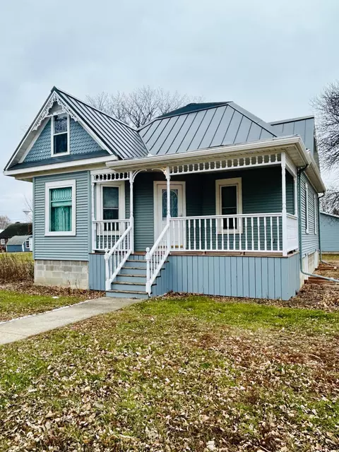 211 2nd Ave W, Lamberton, MN 56152