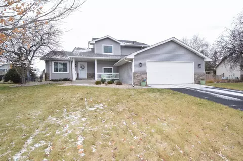 8919 Victoria Gdns, Brooklyn Park, MN 55443