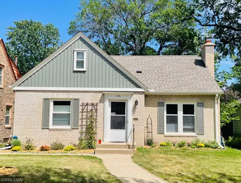 5633 16th Ave S, Minneapolis, MN 55417