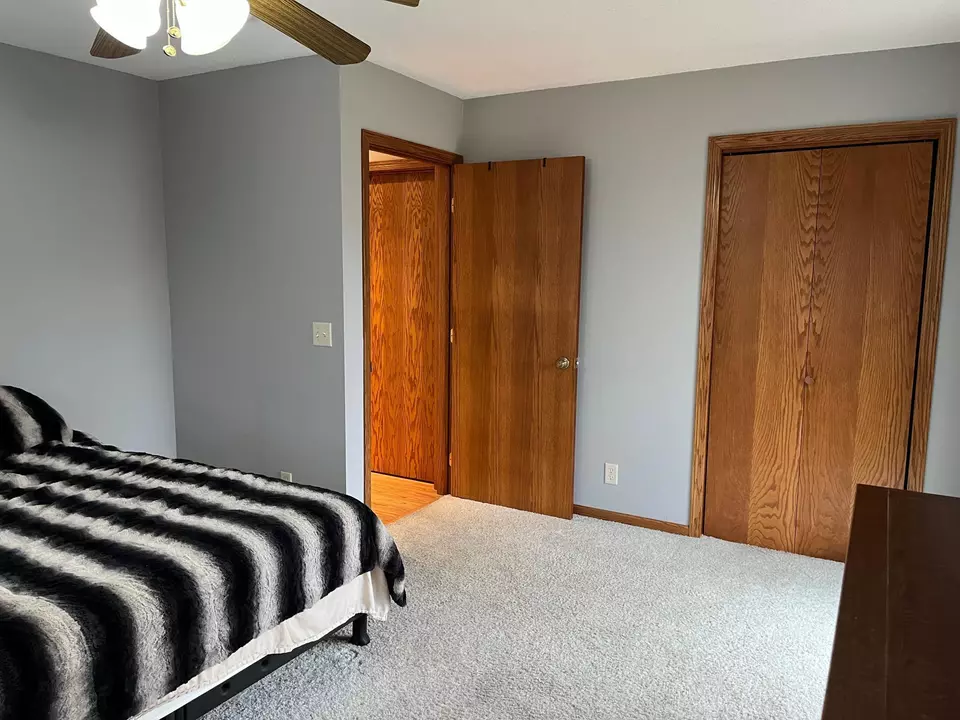  811 S Prairie Ave, Fairmont, MN 56031 photo 24