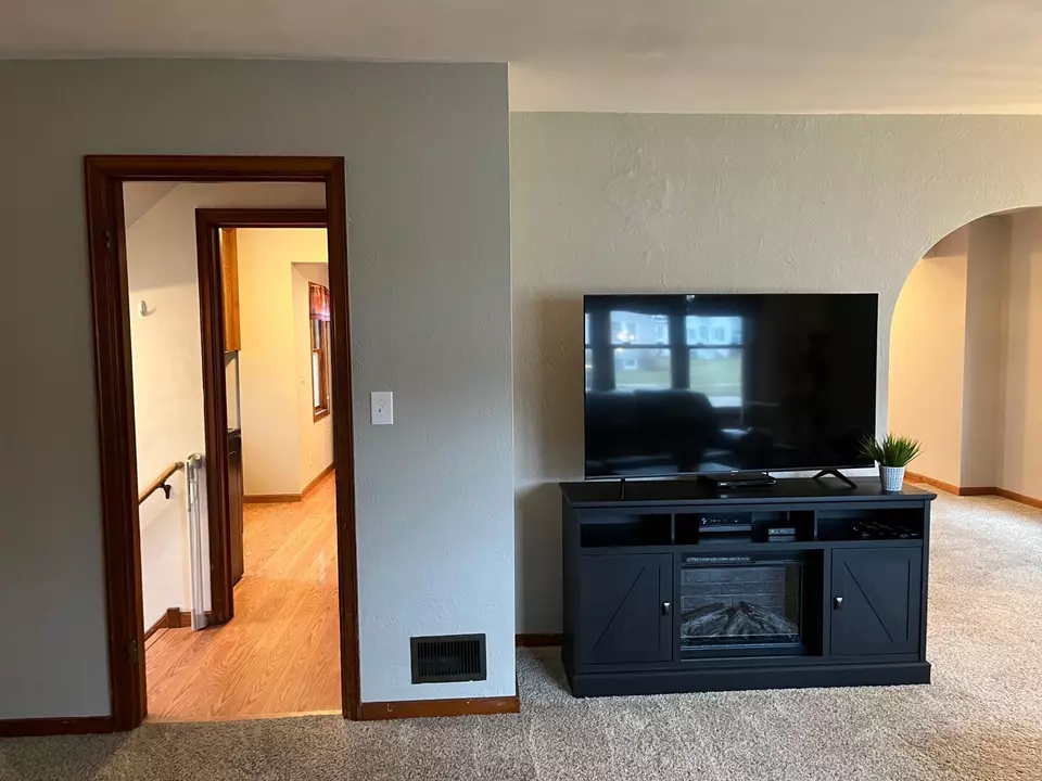  811 S Prairie Ave, Fairmont, MN 56031 photo 13
