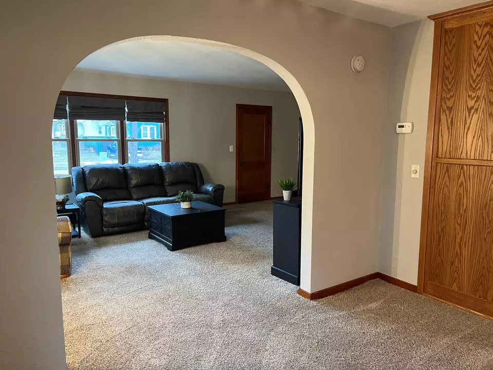  811 S Prairie Ave, Fairmont, MN 56031 photo 16