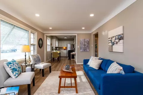 539 Smith Ave S, Saint Paul, MN 55107