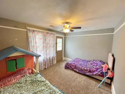 Bedroom - 122 N Oconnell Ave, Springfield, MN 56087 photo 5 of 11