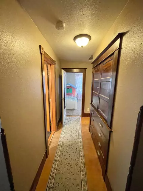 Entry Way - 122 N Oconnell Ave, Springfield, MN 56087 photo 7 of 7