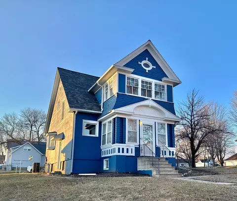 Exterior - 122 N Oconnell Ave, Springfield, MN 56087 photo 6 of 6
