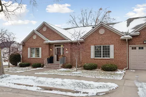 2591 Margaret St N, North Saint Paul, MN 55109
