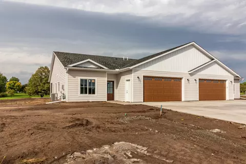 13864 Birdie Ln SE, Becker, MN 55308